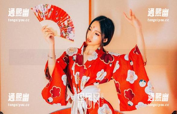 果团网-莫雅琪 果团网 - 莫雅琪和她的婚纱写真合集:不一样的清纯与犀利
