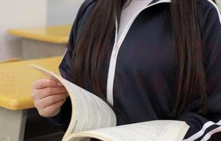 模范学院 – 图片中的SiByl李思宁，少女心满溢，免费下载会不会太轻松了？