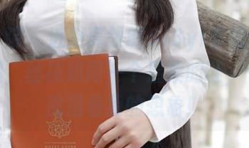 模范学院 – 近距离领略SiByl李思宁的私房美图，丝袜如同一个温柔的谜，一点点挑逗着我的想象！