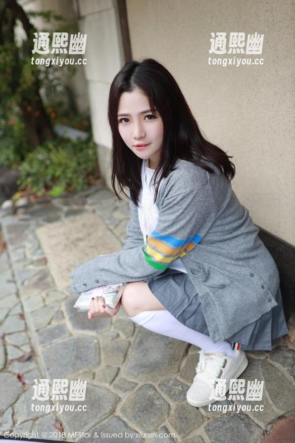 模范学院 - 萌琪琪Irene的比基尼写真，别人家的姑娘真好玩