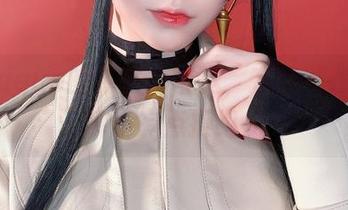 水淼aqua的牛仔裤写真，在线不在线，裤子有点拒绝。