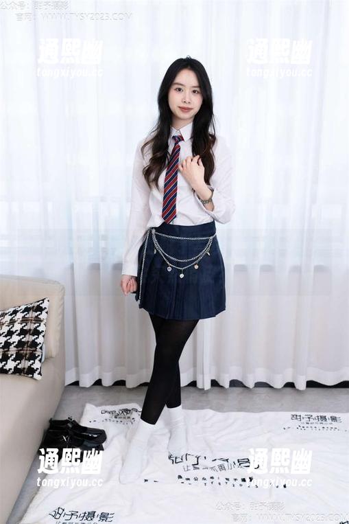 甜予摄影 - 璇璇的靴子写真，下载呢？会不会突然俏皮？