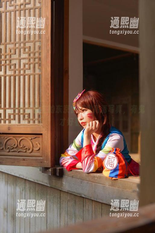 白易子教主的东京食尸鬼高清写真，有鬼才好看啊！