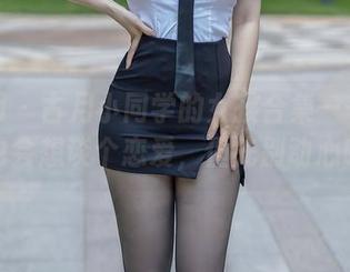 秀人网 - 古月小同学的女孩合集——看完你也会想谈个恋爱,但先别动心哦!