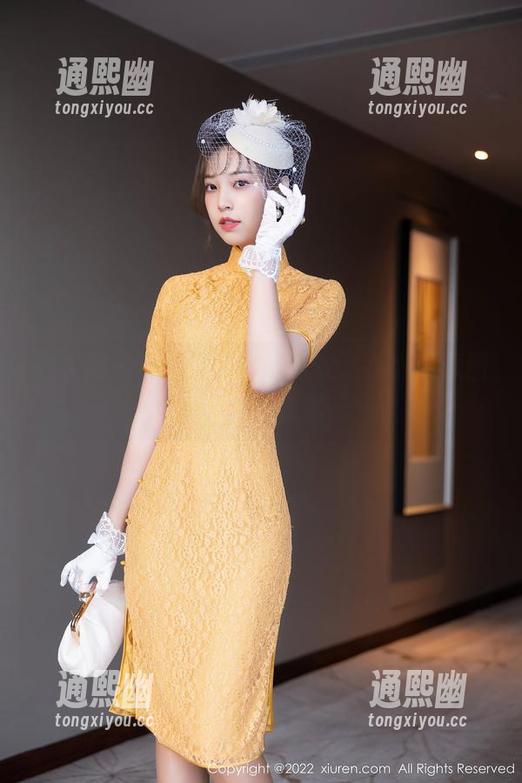 秀人网-小尤奈 秀人网 - 办公室的写真人物,小尤奈原图里的小欢喜