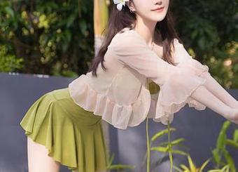 秀人网 - 看林悠悠兔女郎定制,看得我想去竹林深处觅密!