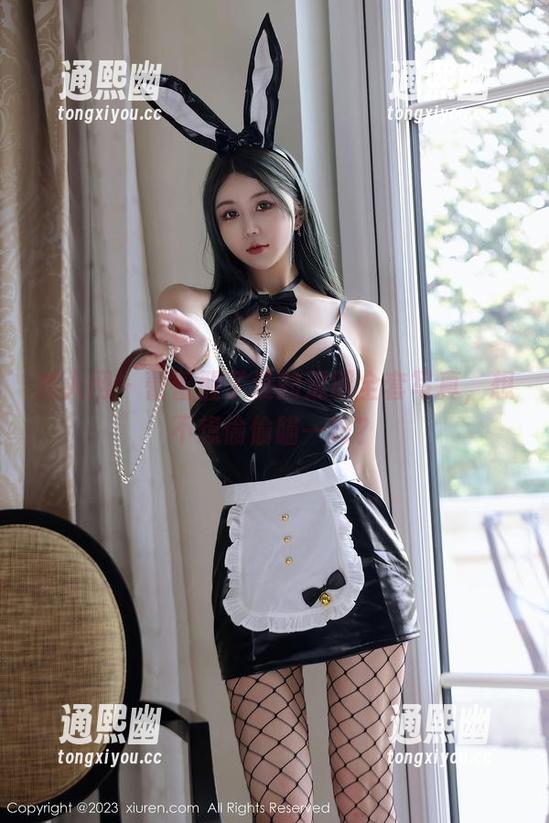 秀人网 - 蕾蕾醒了没的透明全套写真，想不想偷偷瞄一眼？
