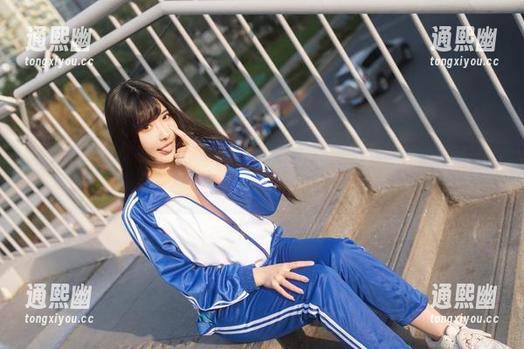结野安娜！糖果果Candy！高清与分享，这错综复杂的搭配竟然比我早上的咖啡还要提神！