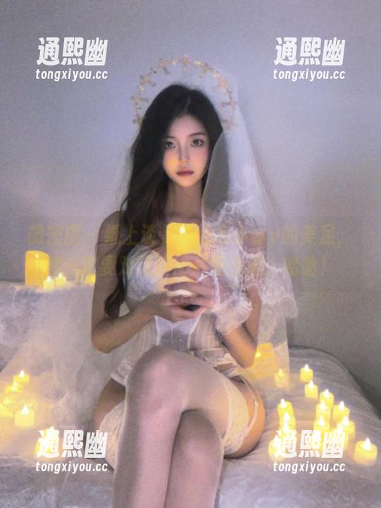 纪念小小v 微密圈 - 纸上谈足:纪念小小v的美足,你一定要对这些图片感兴趣,哈哈!