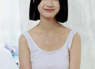 绮梦摄影 – 原图中露露的清纯气质化身，不小心被我俘获，图册是我幸福的日常。