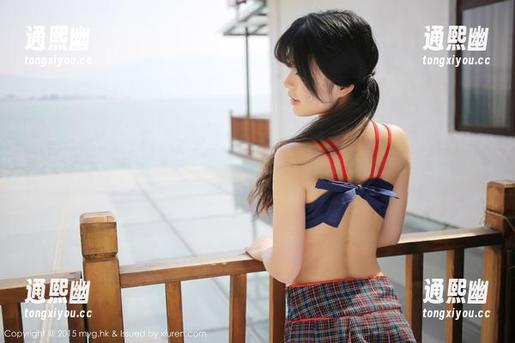 美媛馆 - 那双棉袜，沫晓伊baby在图库里的精彩一幕！