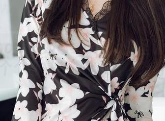 花漾show – 妲己_Toxic的圣诞：原图个个都是白眼瞪惊喜，哈哈