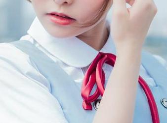 菠萝社 – 体育精神或装萌？王语纯的体操服写真暗藏玄机
