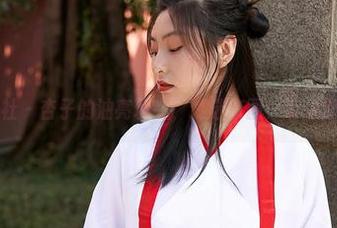 蜜桃社 – 杏子的油亮现身，精选套图，萌点满满！