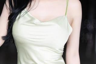 语画界 – Emily顾奈奈学姐的免费图册，看得我差点以为她是学神！