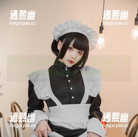 起司块wii的白枪泳装写真，我就想问，这泳装灵感是什么？分享是假的吗？