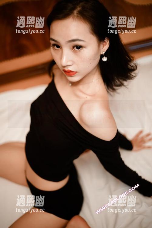 轰趴猫 - 陈雅漫护士美图：我已对医务室产生了一种莫名的期待！