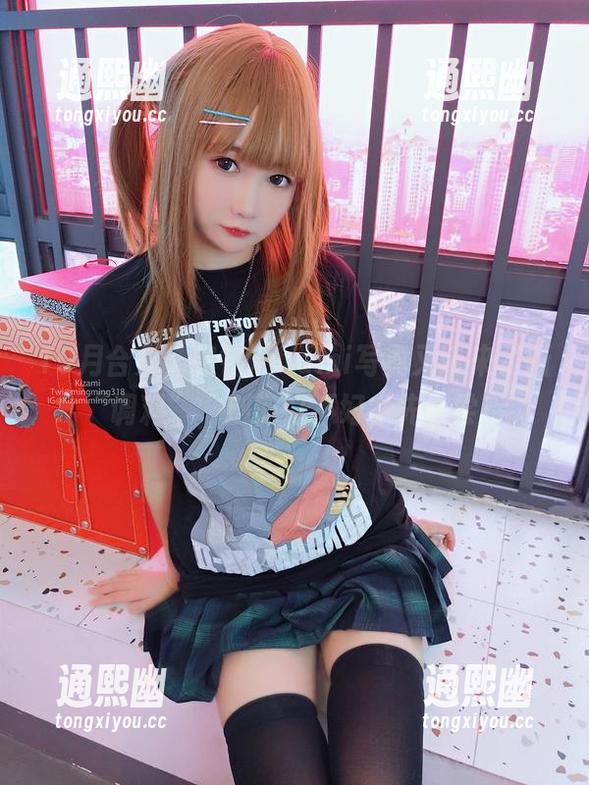 10月合集，铭铭kizami写真又带来了新“调料”，别问好不好，先尝尝！