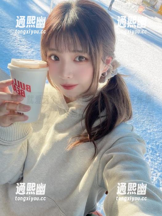 闪月半 啊,就爱这个喵少女!闪月半精选写真集,尤其是那个角度...