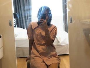 微密圈 - 看着雅雅的气质呀的海边写真,突然觉得我真应该多去海边,但又懒得动…