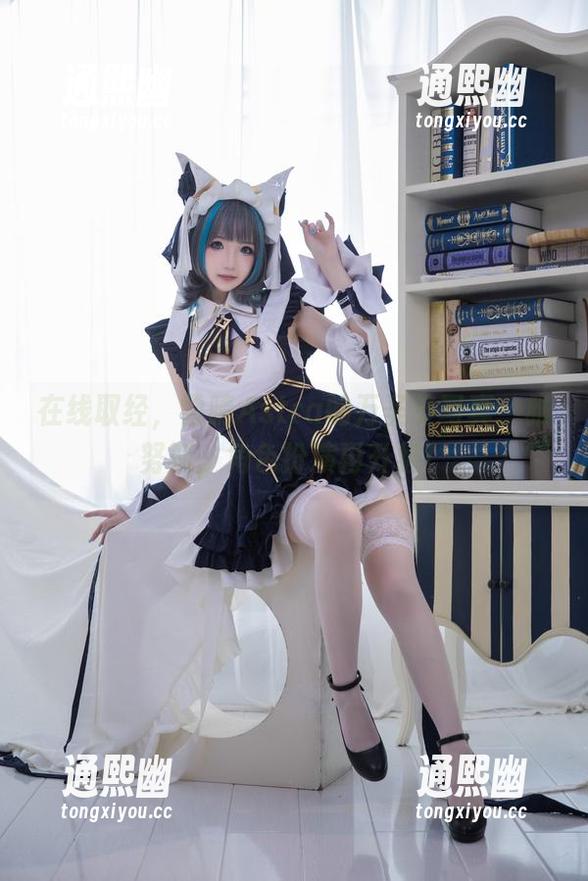 雪晴Astra 在线取经,雪晴Astra的万圣节写真:雅努斯,角色扮演再升级!