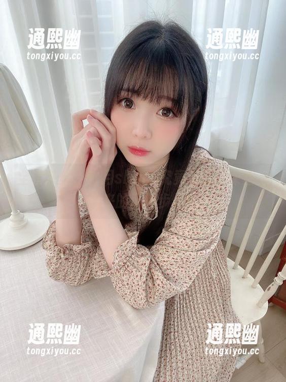 全套灰丝，霜月shimo究竟是在哪课堂上学来的风骚步伐？
