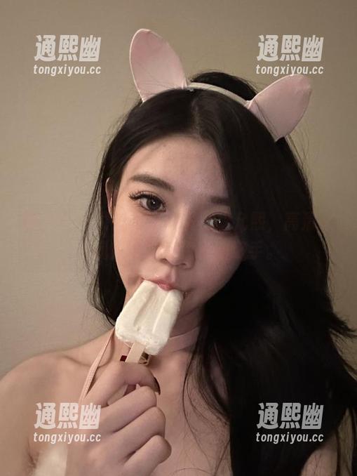 微密圈 - 说好的黑白呢？黎允熙，高清又不愧是你控制色彩的好手。